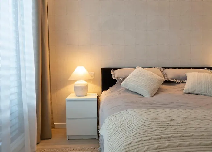 Madeline - Stunning View With A Pool And A Private Parking * Cremia