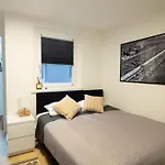 公寓 Madeline - Stunning View With A Pool And A Private Parking *
