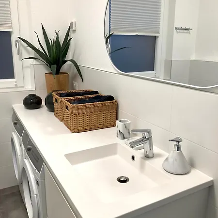 Madeline - Stunning View With A Pool And A Private Parking Apartmán Cremia