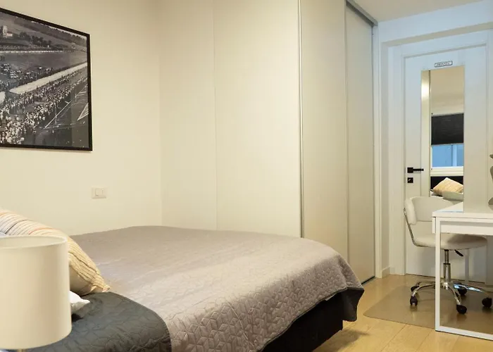 Madeline - Stunning View With A Pool And A Private Parking Apartamento *