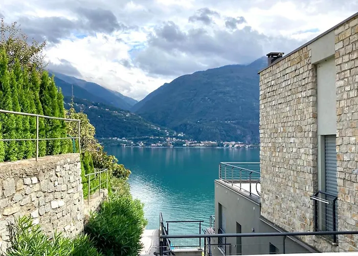 Madeline - Stunning View With A Pool And A Private Parking Apartment *